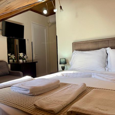 --Hotel Deal-- Rooms With Castle View Kruje Exterior photo