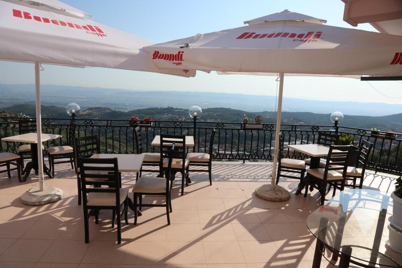--Hotel Deal-- Rooms With Castle View Kruje Exterior photo